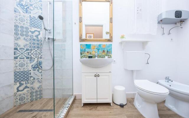 Victoria Apartment 1901