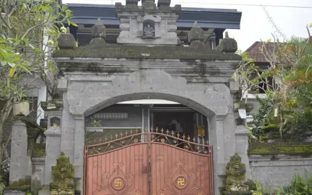 Jatayu House
