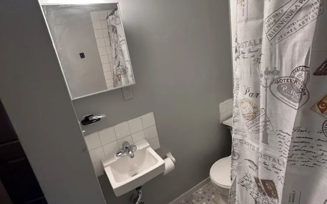 The Macaw Guesthouse