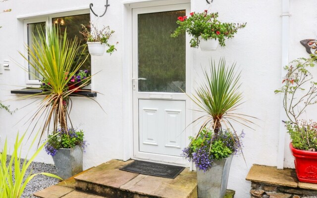 Montbretia Cottage
