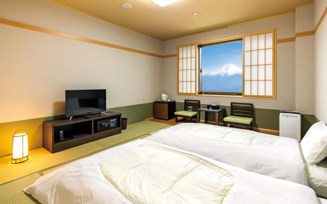 Fuji Kawaguchiko Resort Hotel