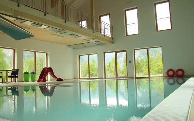 Cozy Apartment in Obertraun With Pool