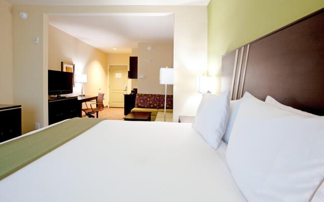 Holiday Inn Express & Suites Clemson, an IHG Hotel