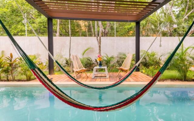 Villa Capricho - Jacuzzi and Chef included 8PPL 4BR