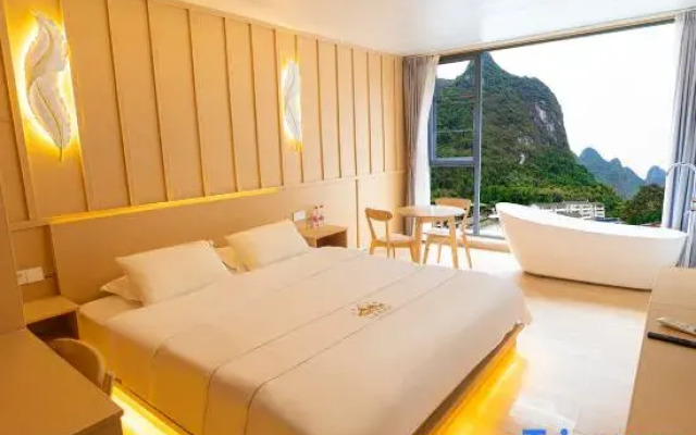 Shanxueshan Villa Hotel (Yangshuo West Street Lijiang Branch)