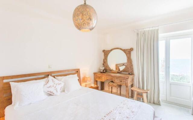 VILLA BEAUTIFIS in Kea, 4BDR/7prs, pool, seaview