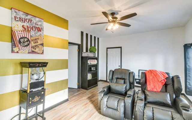 Close to Hospital & Dtwn! Quiet Waycross Home