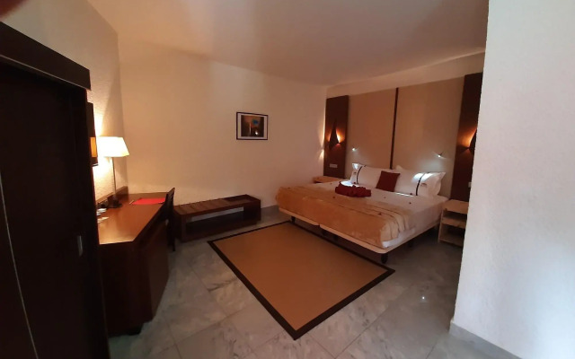Iris Hotel Ressort Space et Resort