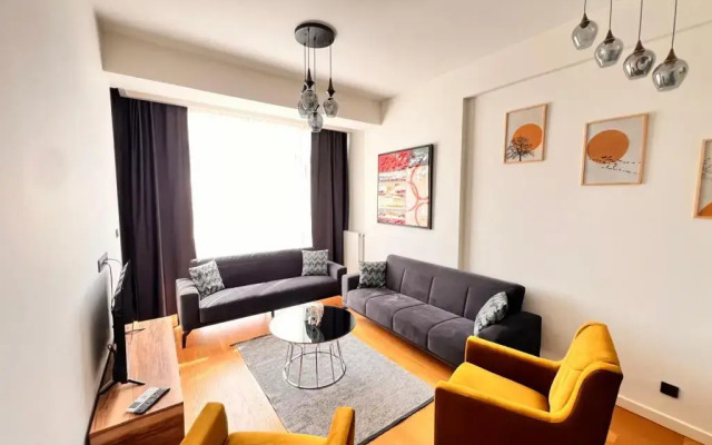 G Tower Residence Luxury Apartment