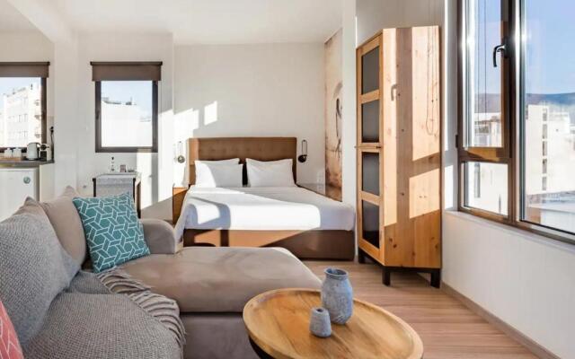 Explore Nightlife Near an Apartment With an Acropolis View