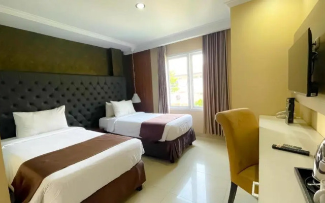 Rizen Premiere Hotel