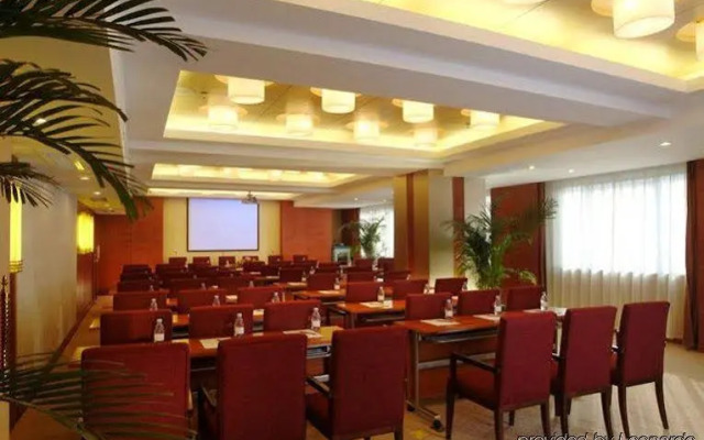 New Era Hotel