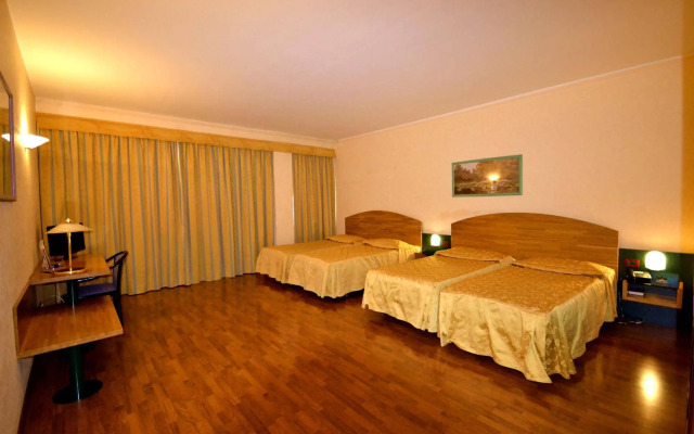 Sun Hotel