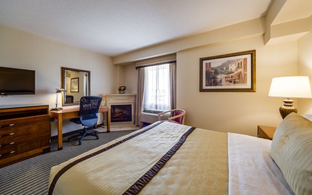 Monte Carlo Inn Barrie Suites