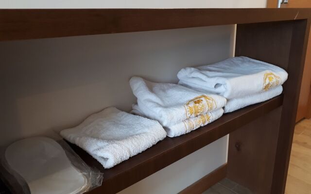 The Klazomenai Marine Hotel