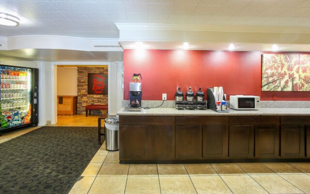 Red Roof Inn North Dallas - Park Central