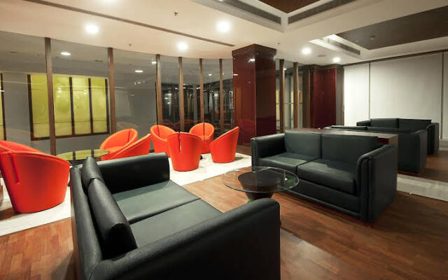 Hotel Golden View BY OYO Rooms