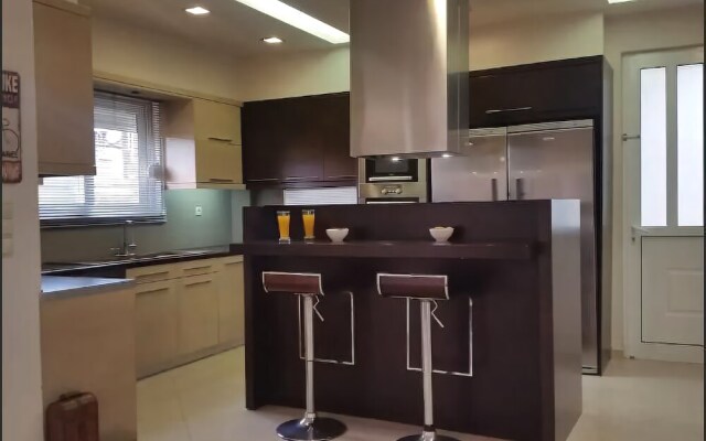 Chania City Apartment