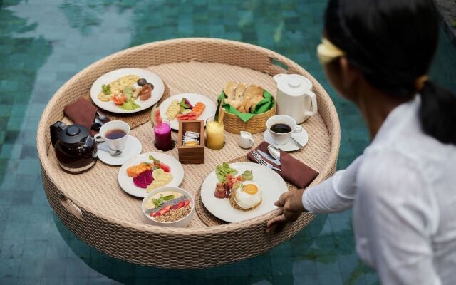Kawan Antique Ubud Villa
