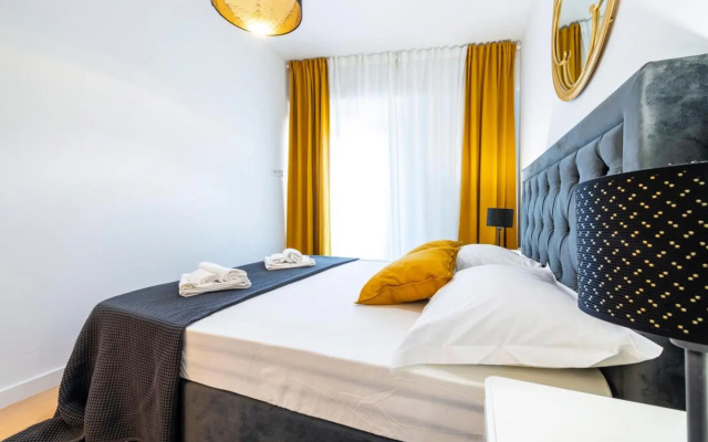 Apartments Adriatic Oasis & Marine View