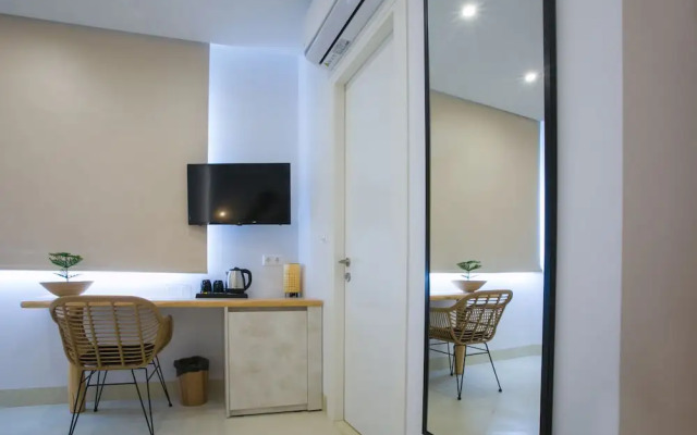 White Corner