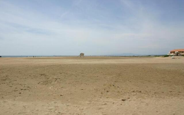 Ls176 : Villa Studio Mezzanine 4 Couchages Gruissan