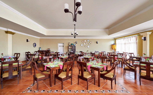 Aston Costa Verde Beach Resort