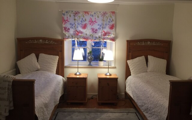 Björkåsa Gård Bed & Box