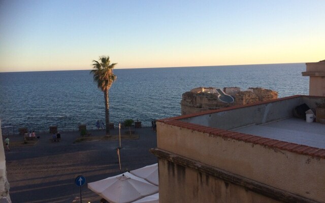 Studio Apartment in the Old Town Donzella
