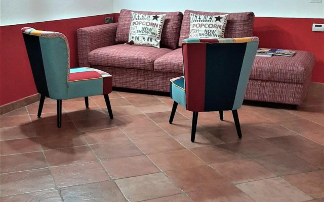 Movie Star Apartment with garden