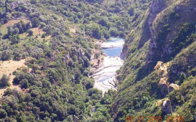 1st Floor Apartment in the City - air Conditioned - Wifi