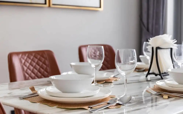 Amazing 2Br 2Ba Canal View at Businessbay