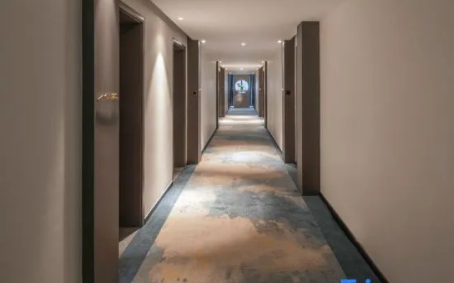 Wenling Yadingwan Hotel