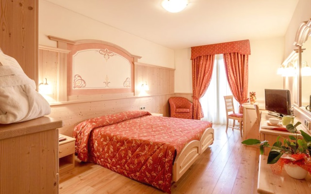 Beverly Alps Hotel & Spa