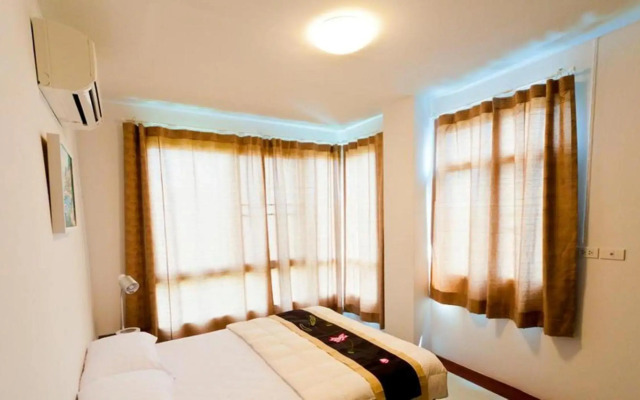 The Meet Green Apartment