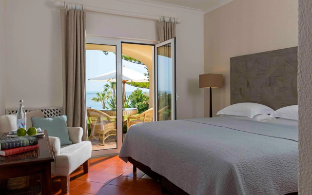 Vila Joya Home, Restaurant & Spa