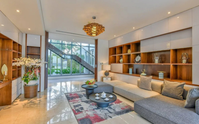 Stunning Beachfront 6br Villa W Largest Pool