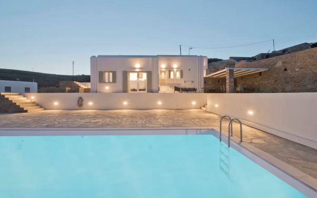 White Wave Kythnos