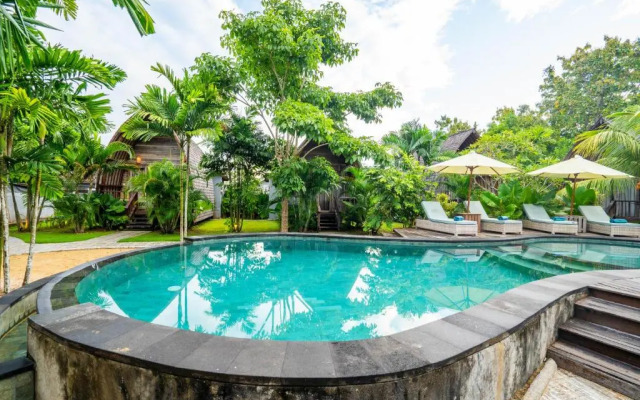 Lumbung bukit resort