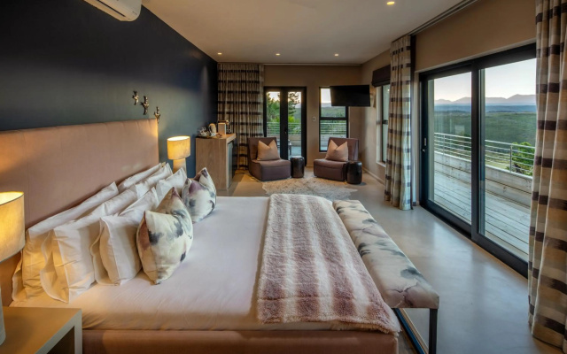 Sky Villa Boutique Hotel - Image 2