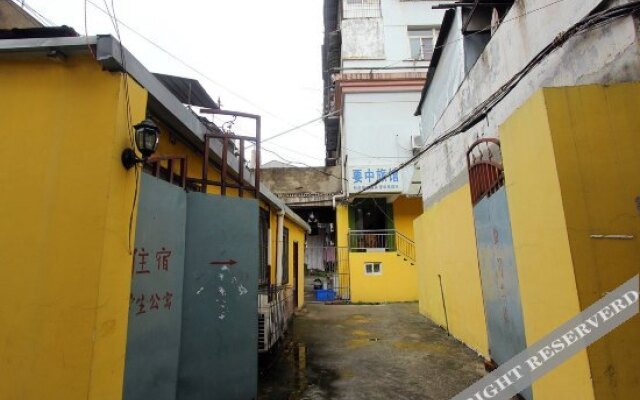 Yaozhong Hostel