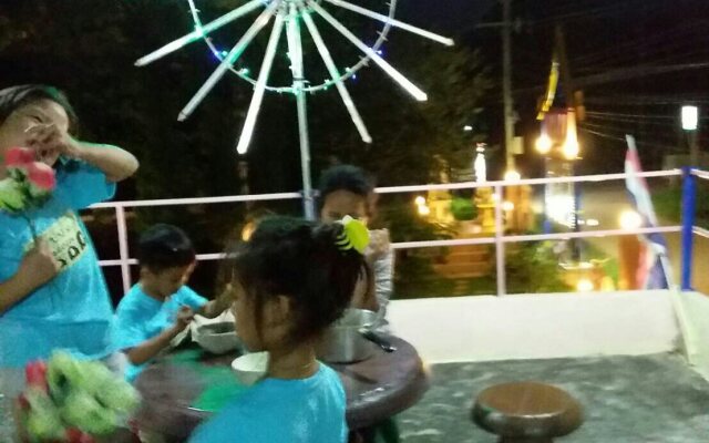 Paramee Inn Pai