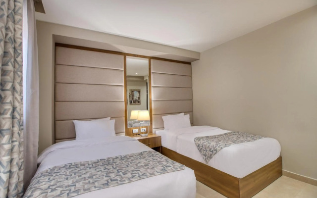 Nozol Pyramids Hotel
