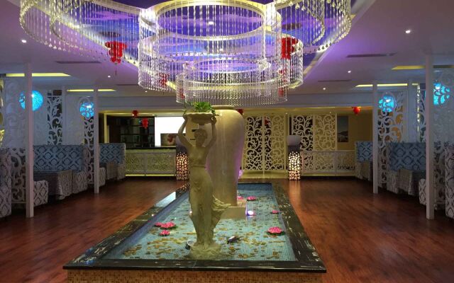 Aiqinhai Hotel