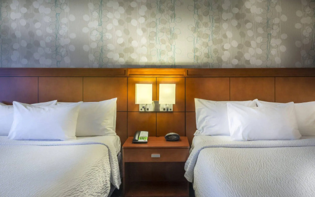 Courtyard by Marriott Greensboro Airport