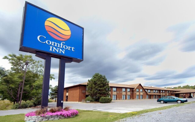 Comfort Inn Highway 401