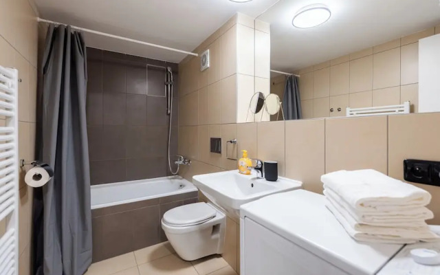 Stylish apartments near center