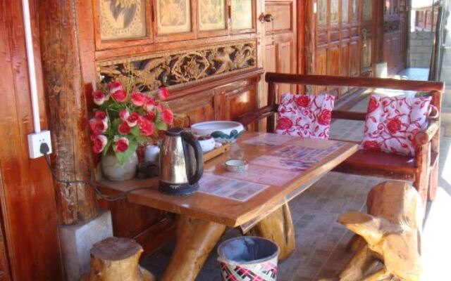 Lijiang Sky Staring Comfort Inn