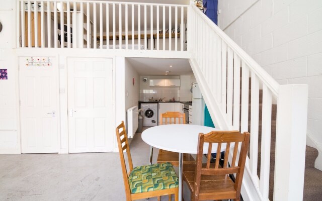 Studio Apartment London Fields
