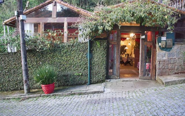 Pousada Jardim dos Poetas